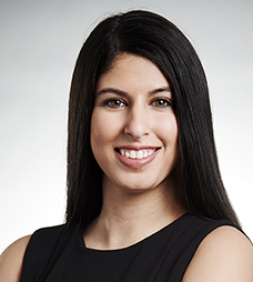 Saman Pakshir, Associate